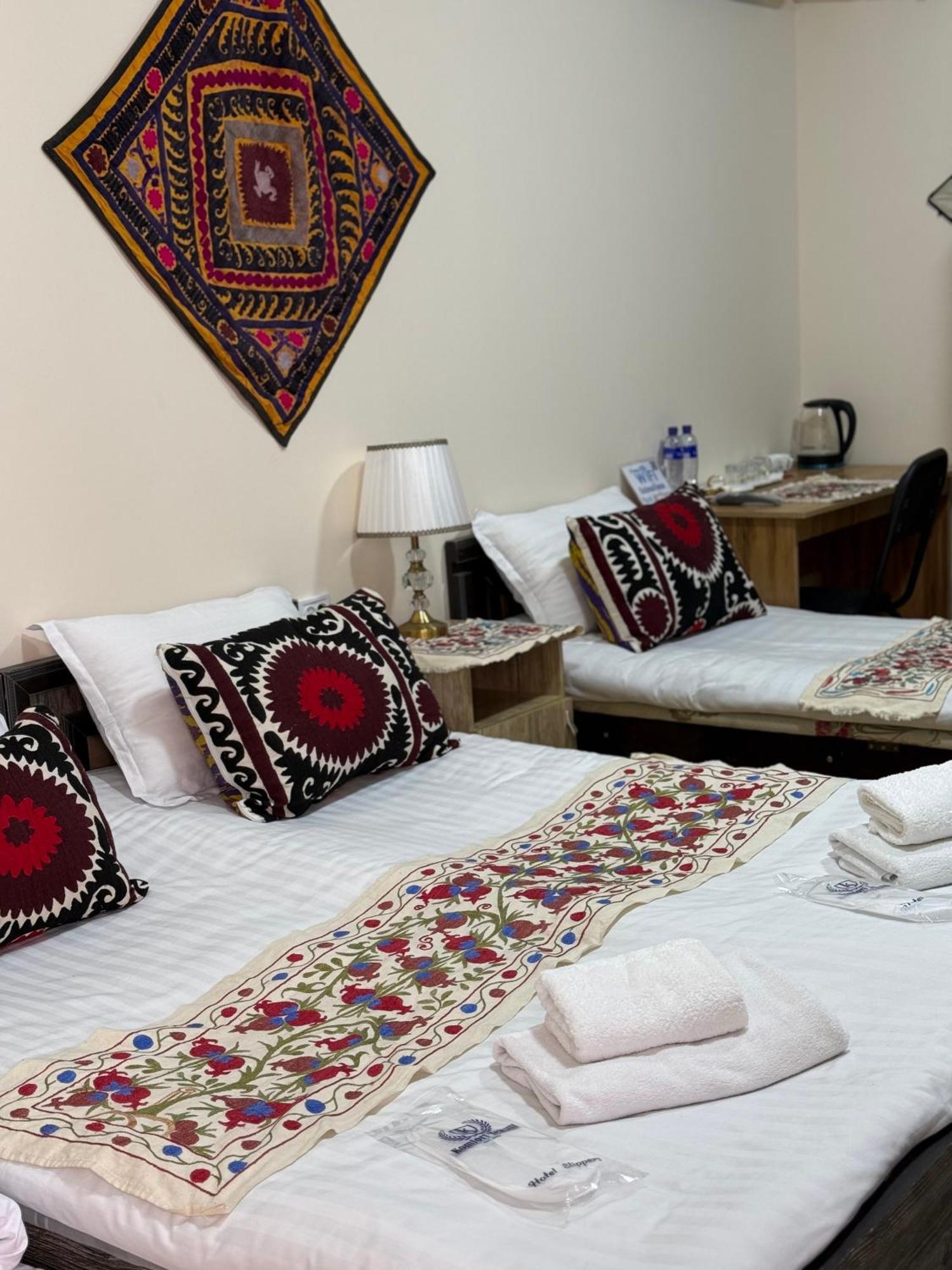 Art Suzani Hotel Buxoro Luaran gambar